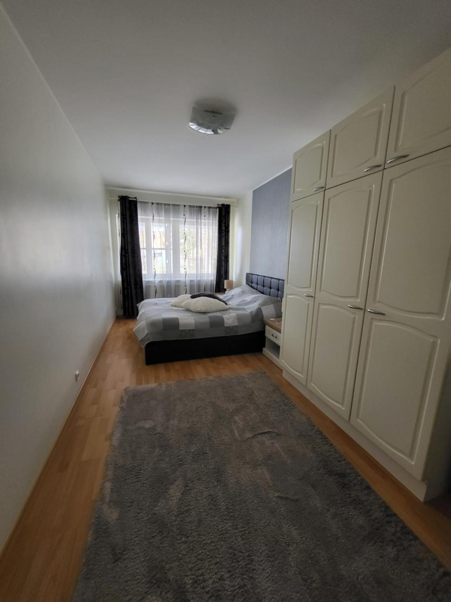 Long Holiday Apartment Kuressaare Bagian luar foto