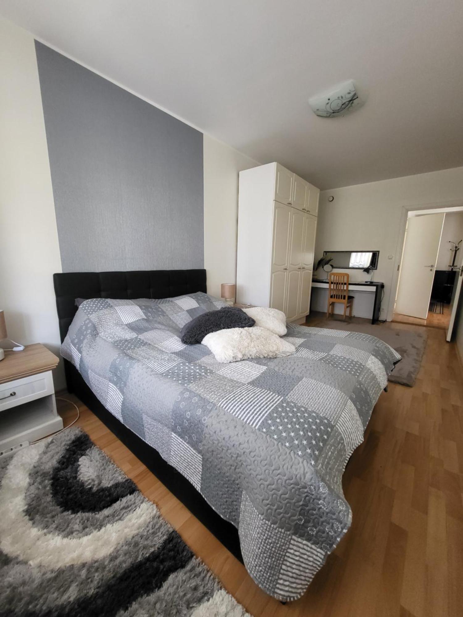 Long Holiday Apartment Kuressaare Bagian luar foto
